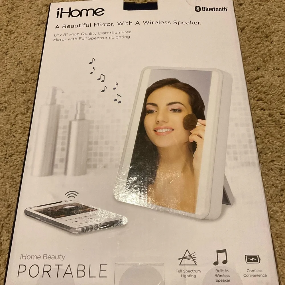 iHome Portable Lighted Vanity Mirror with Bluetooth - White